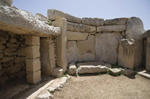Images Dated 10th June 2008: Mnajdra, a Megalithic temple constructed at the end of the third milennium BC