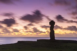 Moai heads of Easter Island, Rapa Nui National Park, UNESCO World Heritage Site