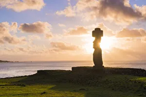 Moai heads of Easter Island, Rapa Nui National Park, UNESCO World Heritage Site