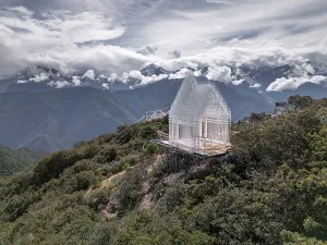 Center Prints: Modern pavilion overlooks mountains in Yunnan, showcasing minimalism among nature