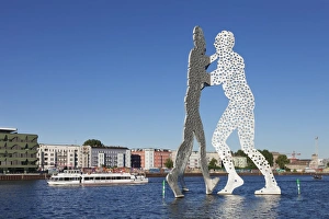 Innovation Prints: Molecule Man by Jonathan Borofsky, excursion boat at Spree River, Treptow, Berlin
