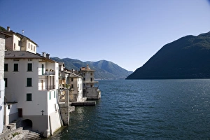 Images Dated 30th May 2007: Moltrasio, Lake Como