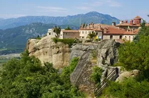 Images Dated 4th May 2008: Monastery of St. Etienne, Agios Stefanos, Meteora, UNESCO World Heritage Site
