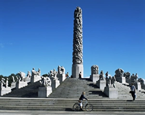 Images Dated 14th January 2000: The Monolith