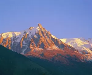 Images Dated 30th July 2008: Mont Blanc range in the French Alps, near Chamonix, Haute-Savoie, France, Europe