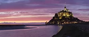Images Dated 21st August 2011: Mont Saint Michel, UNESCO World Heritage Site, Manche, Basse Normandy, France, Europe