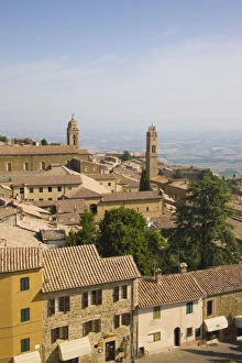 Images Dated 27th June 2008: Montalcino, Val d Orcia, Tuscany, Italy, Europe