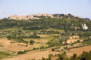 Montepulciano Prints: Montepulciano, Val d Orcia, Tuscany, Italy, Europe