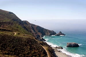 Images Dated 18th April 2006: Monterey County, Big Sur Highway No. 1 south of Carmel, California, United States of America