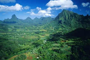 Moorea Prints: Moorea, French Polynesia