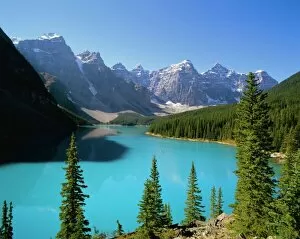 Images Dated 26th July 2008: Moraine Lake, Valley of Ten Peaks, Banff National Park, Rocky Mountains, Alberta, Canada