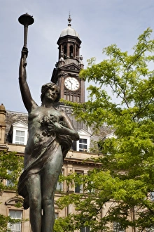 City Square Prints: Morn Statue in City Square, Leeds