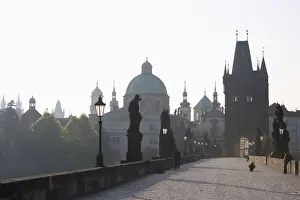Morning light, Charles Bridge, UNESCO World Heritage Site, Church of St