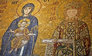Images Dated 12th August 2010: Mosaic of Virgin Mary and Infant Jesus Christ found in the Hagia Sophia Museum
