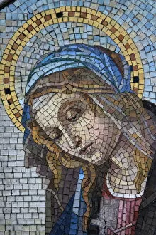 Images Dated 30th December 2005: Mosaic of the Virgin Mary, Milano Monumental Cemetery, Milan, Lombardy, Italy, Europe