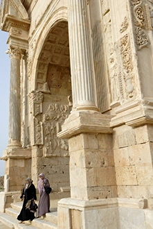 Septimus Severus Prints: Moslem women and Arch of Septimus Severus