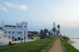 Images Dated 4th December 2011: Mosque, Galle, Southern Province, Sri Lanka, Asia