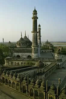 Mosque in grounds of the Bara Imambara (Great Imambara), Lucknow, India, Asia