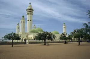 Images Dated 27th November 2007: Mosque at Touba, Senegal, West Africa, AFrica