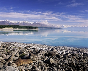 Aoraki Prints: Mount Cook (Aoraki) viewed across Lake Pukaki