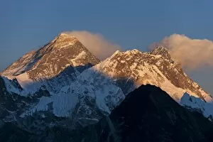 Images Dated 23rd November 2008: Mount Everest, Nuptse and Lhotse, seen here from Gokyo Ri, Khumbu Region, Nepal, Himalayas