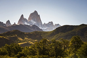El Chalten Prints: Mount Fitz Roy (Cerro Chalten) sunset, UNESCO World Heritage Site, El Chalten, Patagonia
