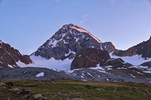 Mount Gran Zebru at sunrise, Valfurva, Lombardy, Italy, Europe