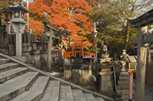 Shrines Prints: Top of Mount Inari, Fushimi Inari-taisha Shrine, Kyoto, Kansai (Western Province)