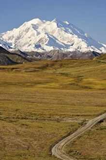 Images Dated 20th August 2008: Mount McKinley (Mount Denali), Denali National Park and Preserve, Alaska