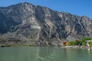 Mountainous Prints: Mountain lodge sits beside Awarskoje Koisu river in Dagestan
