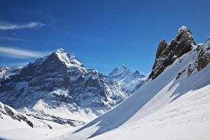 Images Dated 13th March 2009: Mountain peaks above Grindelwald, Jungfrau region, Bernese Oberland, Swiss Alps