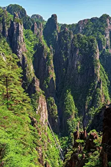 Unusual Prints: Mountain peaks and valleys form a stunning landscape in Huangshan