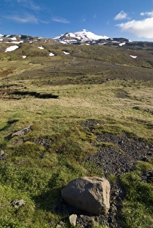 Images Dated 12th June 2009: Mountain scenery of the Snaefellsjokull National Park, Iceland, Polar Regions