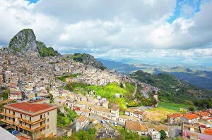 Green Hills Prints: Mountain village of Caltabellotta