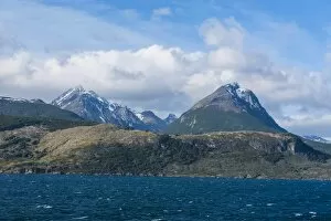 Images Dated 29th November 2008: The mountains on the Beagle Channel, Argentina, South America