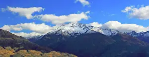 Zealand Prints: Mountains above Lake Wanaka, South Island, New Zealand