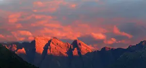 Zealand Prints: Mountains near Franz Josef, South Island, New Zealand