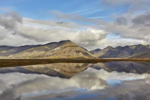 Mountains and reflections in a lake, near Hofn, southeast Iceland, Polar Regions