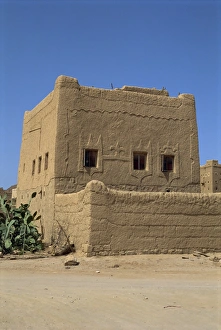Yemen Prints: Mud built fortress house with decorated windows