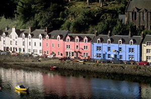 Multicoloured houses