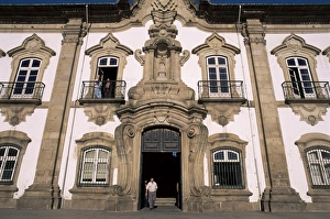 Minho Prints: Municipal building built in the 19th century