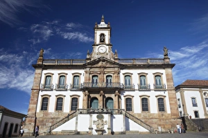Colonialism Prints: Museu da Inconfidencia and Praca Tiradentes