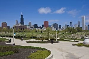 Museum Campus, Grant Park and the South Loop city skyline, Chicago, Illinois