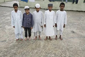 Images Dated 27th July 2007: Muslim boys praying, Kathmandu, Nepal, Asia