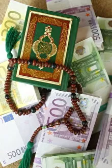 Images Dated 24th June 2008: Muslim symbols and bank notes, France, Europe