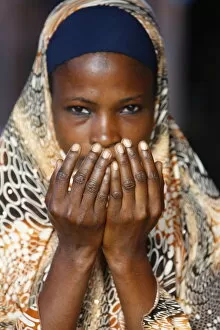 Images Dated 6th June 2009: Muslim woman praying, Lome, Togo, West Africa, Africa