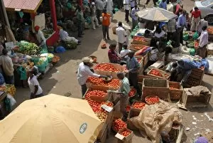 Images Dated 3rd December 2007: Nakasero Market, Kampala, Uganda, East Africa, Africa