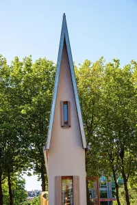 Creativity Prints: Narrow House installation by Erwin Wurm presents playful architectural illusion in public space in Le Havre
