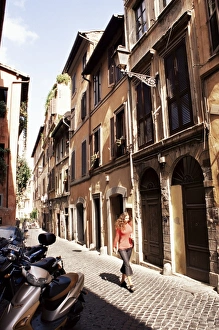 Trastevere Prints: Narrow street in Trastevere district