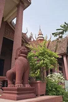 Images Dated 12th January 2008: The National Museum, Phnom Penh, Cambodia, Indochina, Southeast Asia, Asia